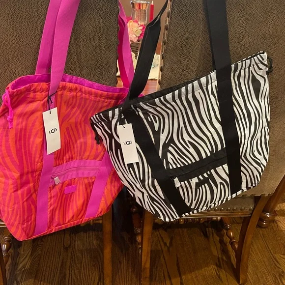 UGG NWT Frannie Cinch Totes - Picture 1 of 9